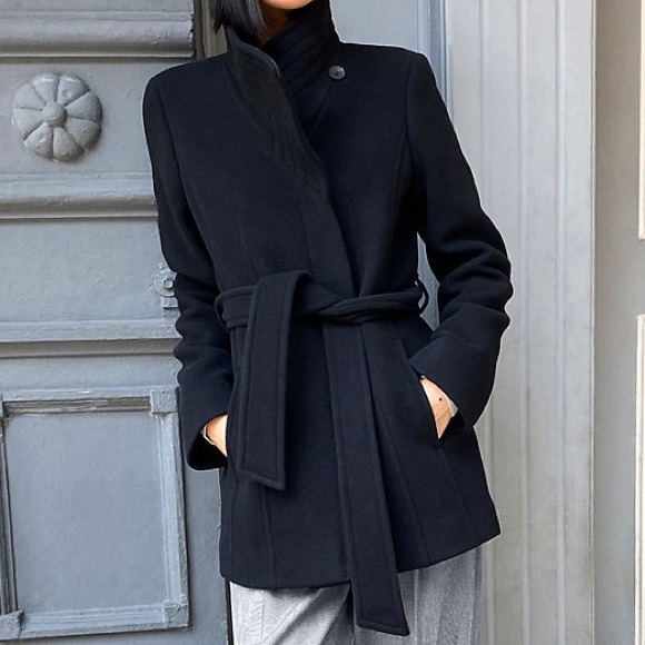 ARITZIA Babaton Connor Short Wool Beige Coat Size M fits Small - Picture 2 of 16